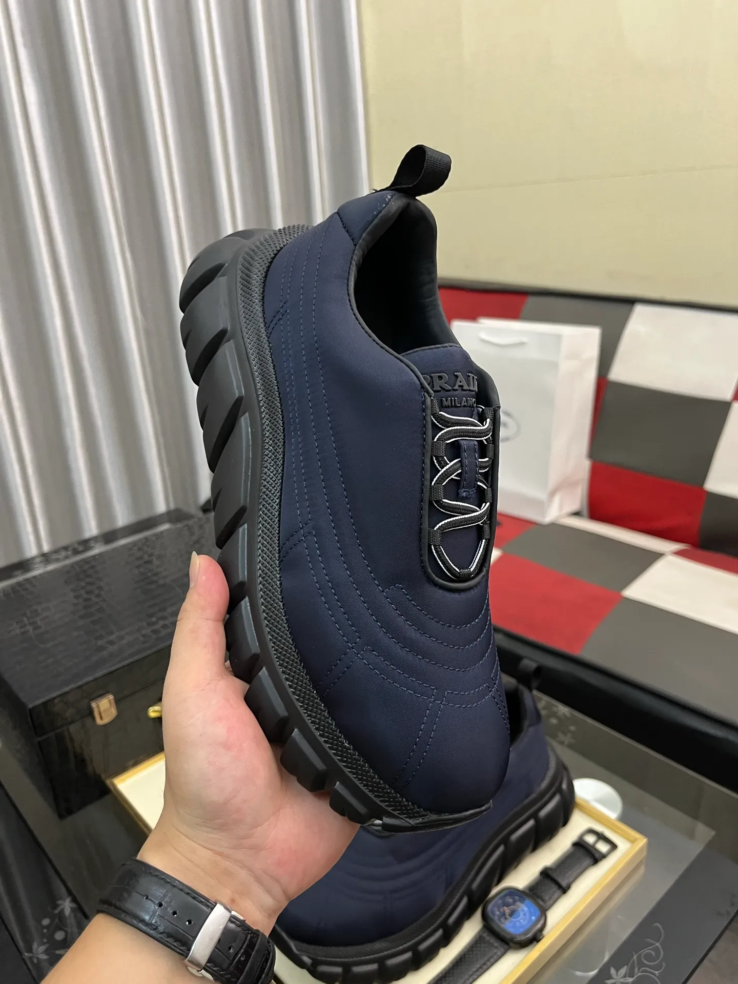 Men's shoes 💰560⌚️⌚️【PRADA】Prada - high-end quality original order 🔍🔍🔍 casual sports shoes - Upper: imported 🔝 Napa calfskin, pebbled calfskin, branded epoxy hollow mesh canvas, shoe body sewn with branded metal fasteners - Lining: water-dyed cowhide - Outsole: ultra-light TPU foam rubber; two-color molded outsole -Ultra-high quality control, fine workmanship, highlighting (high-end, nobility, class) -Size: 38-445️⃣colors available